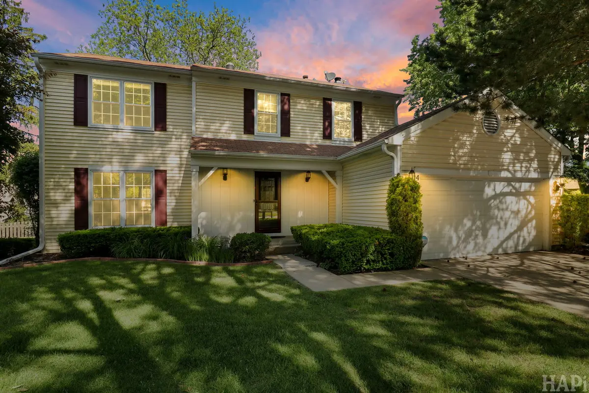 470 Highland Grove DR, Buffalo Grove, IL 60089