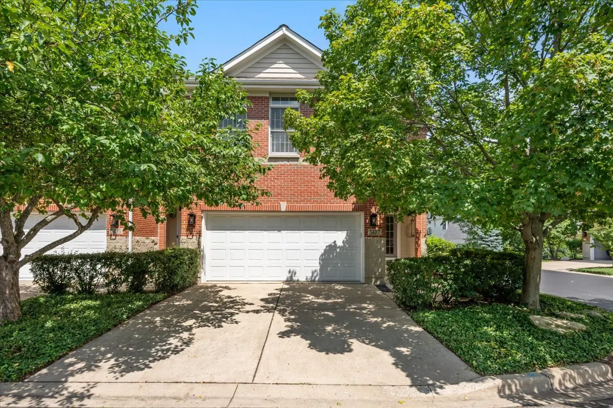 507 Linden CT, Geneva, IL 60134