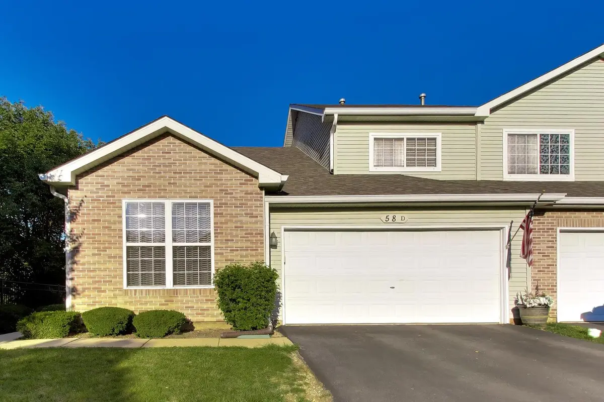 58 Rolling Oaks RD #D, Sugar Grove, IL 60554