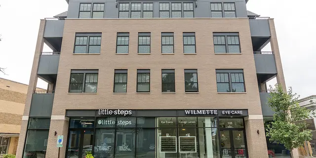 1121 Greenleaf AVE #304, Wilmette, IL 60091