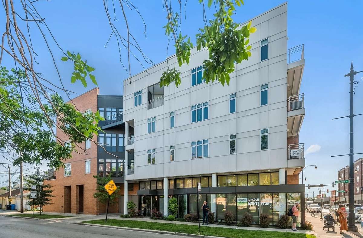 4770 N Manor AVE #304, Chicago, IL 60625