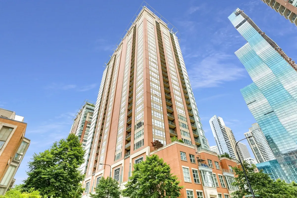 415 E North Water ST #2503, Chicago, IL 60611