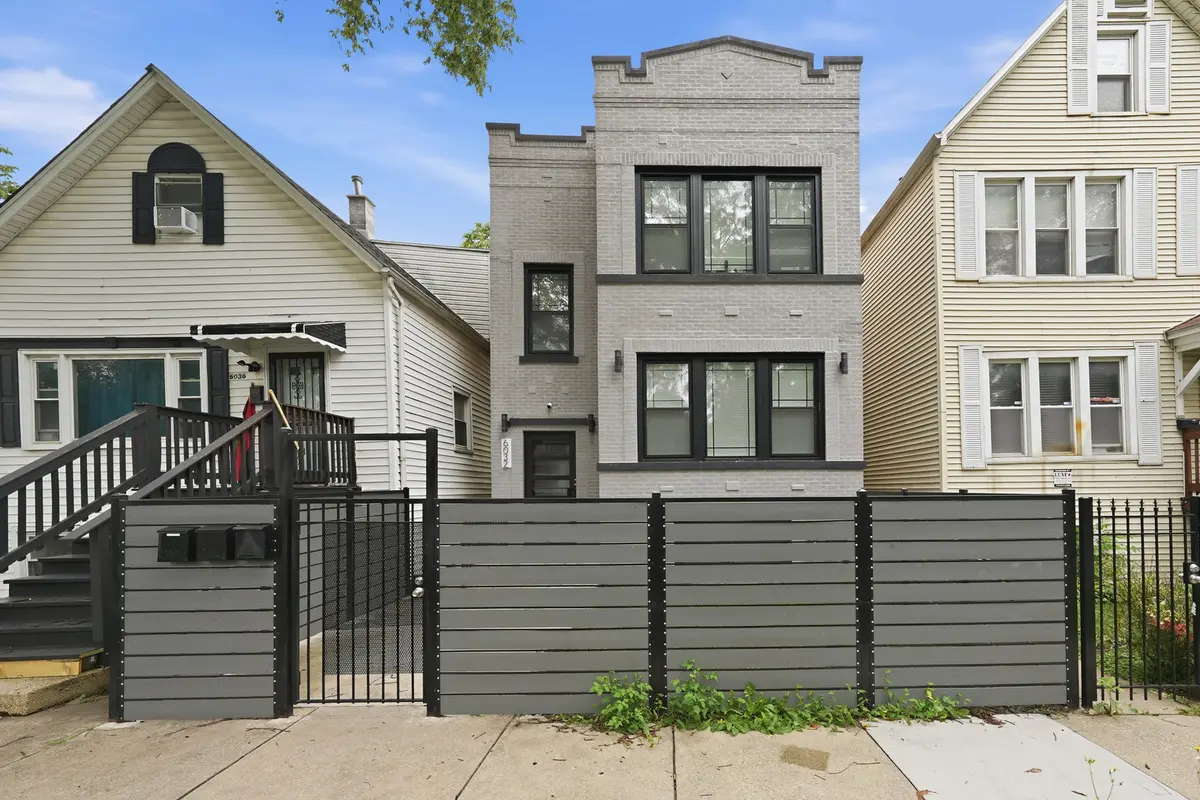 6032 S Paulina ST, Chicago, IL 60636