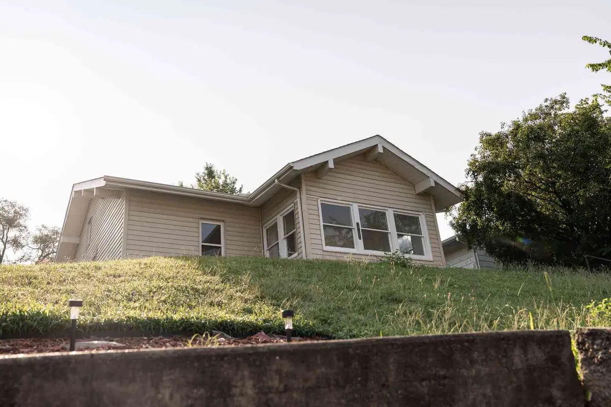 1705 5TH ST, Rock Island, IL 61201