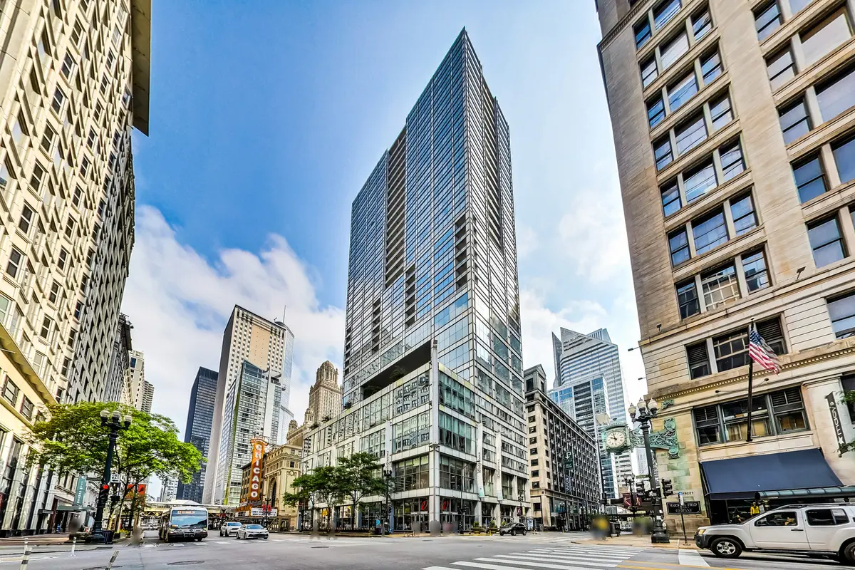 8 E Randolph ST #1505, Chicago, IL 60601