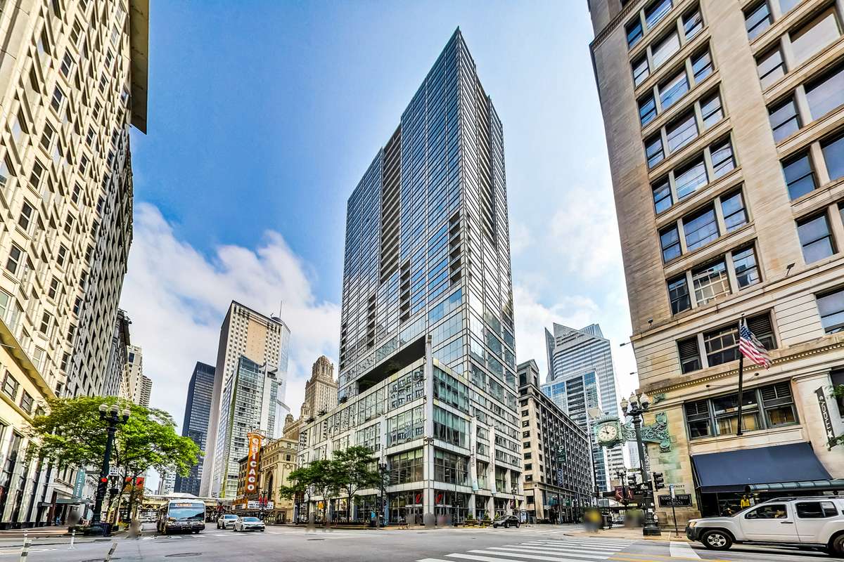 8 E Randolph ST #1505, Chicago, IL 60601