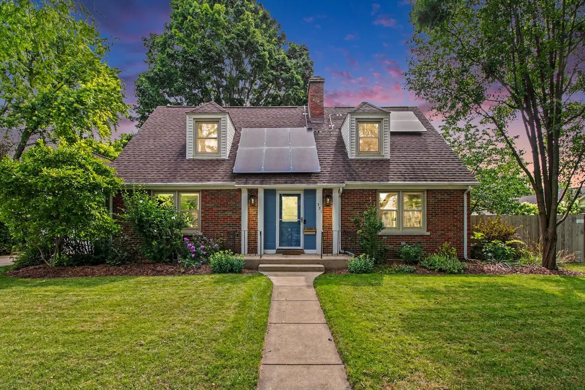 351 N Brockway ST, Palatine, IL 60067