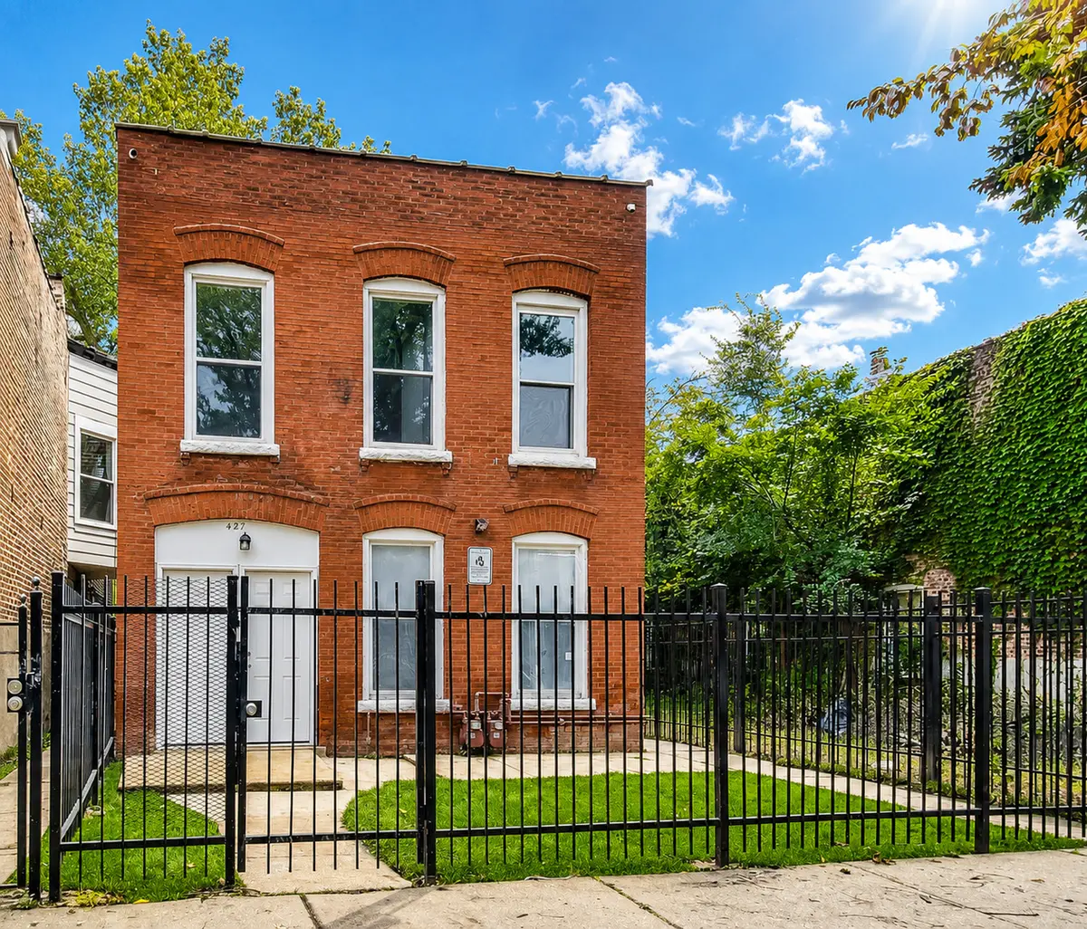 427 N Lawndale AVE, Chicago, IL 60624