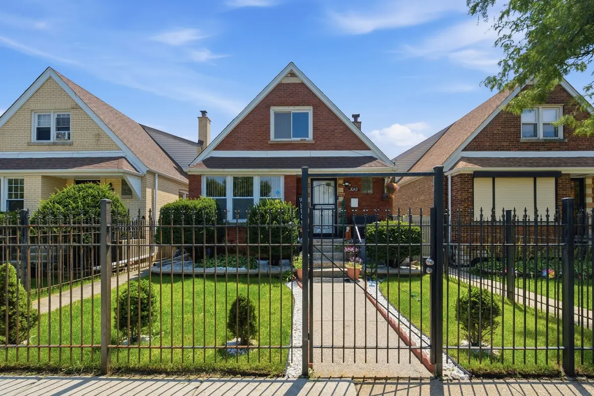 3049 W 71st ST, Chicago, IL 60629