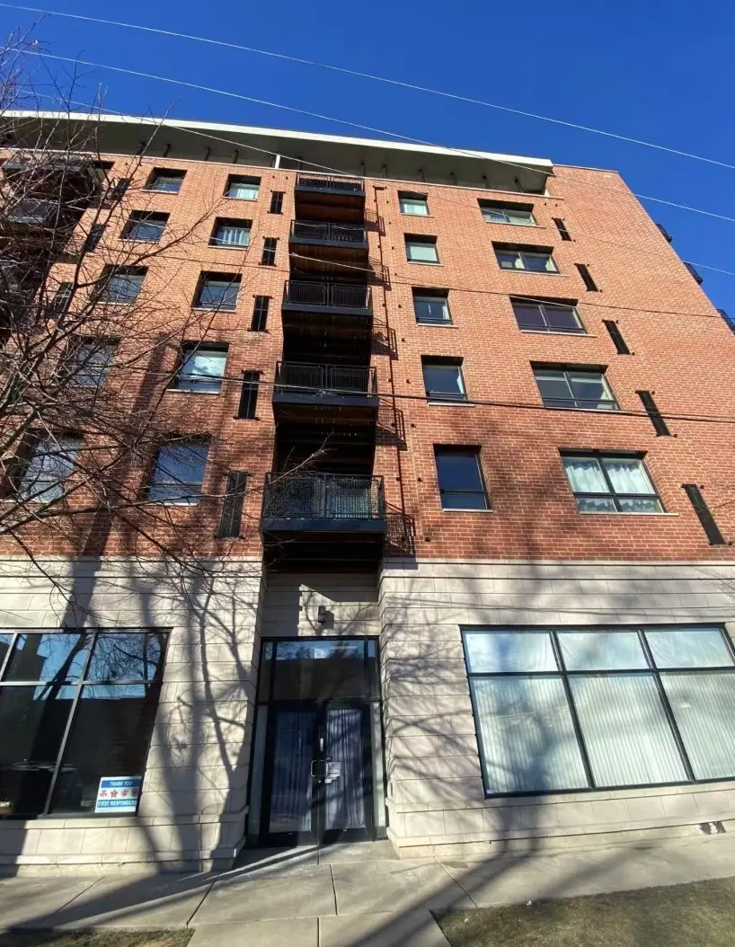 974 W 35th PL #508, Chicago, IL 60609