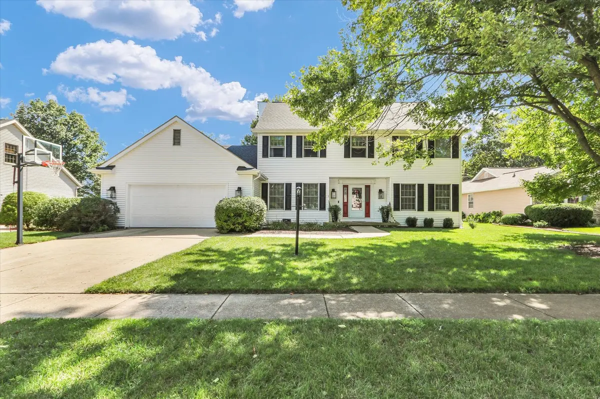 2314 Firethorn LN, Champaign, IL 61822