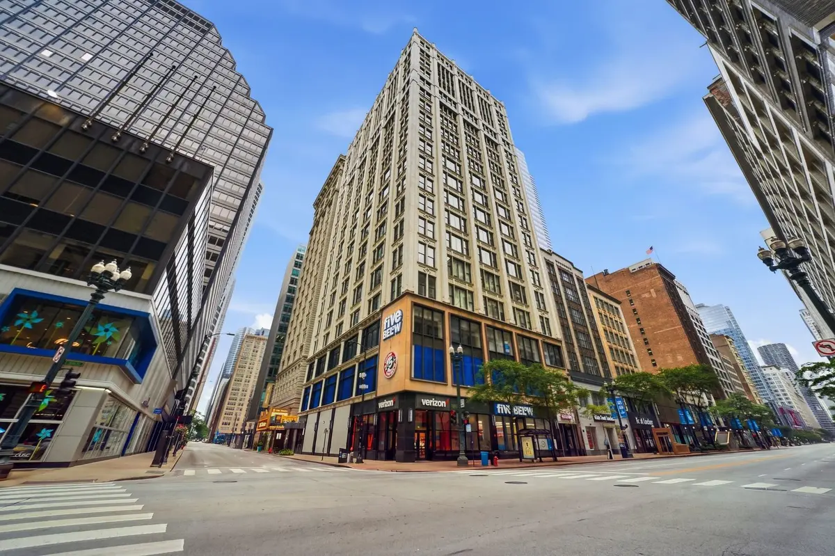 8 W Monroe ST #1904, Chicago, IL 60603
