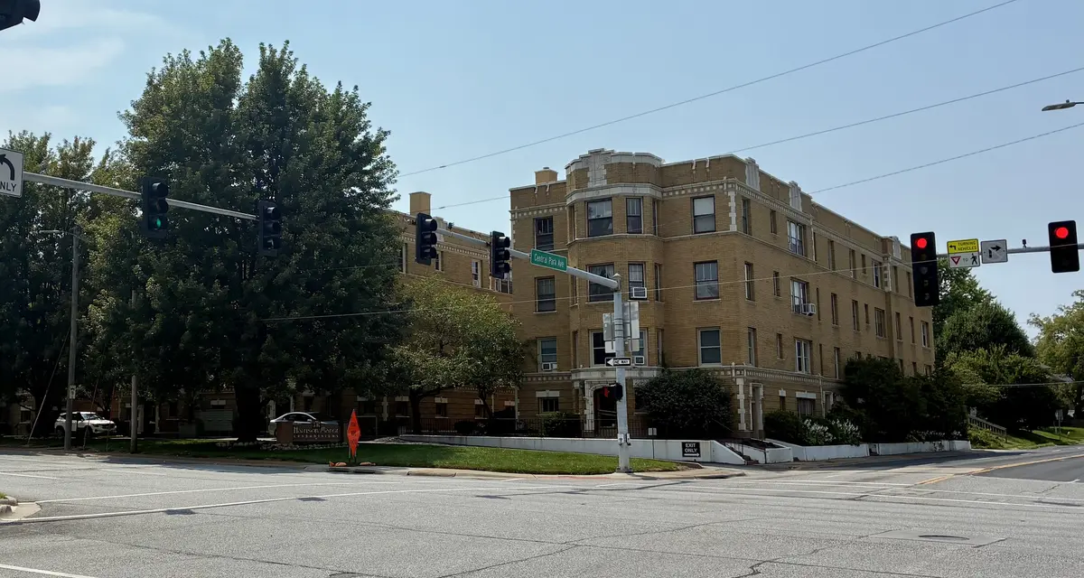 2506 N Harrison ST #E1, Davenport, IA 52803