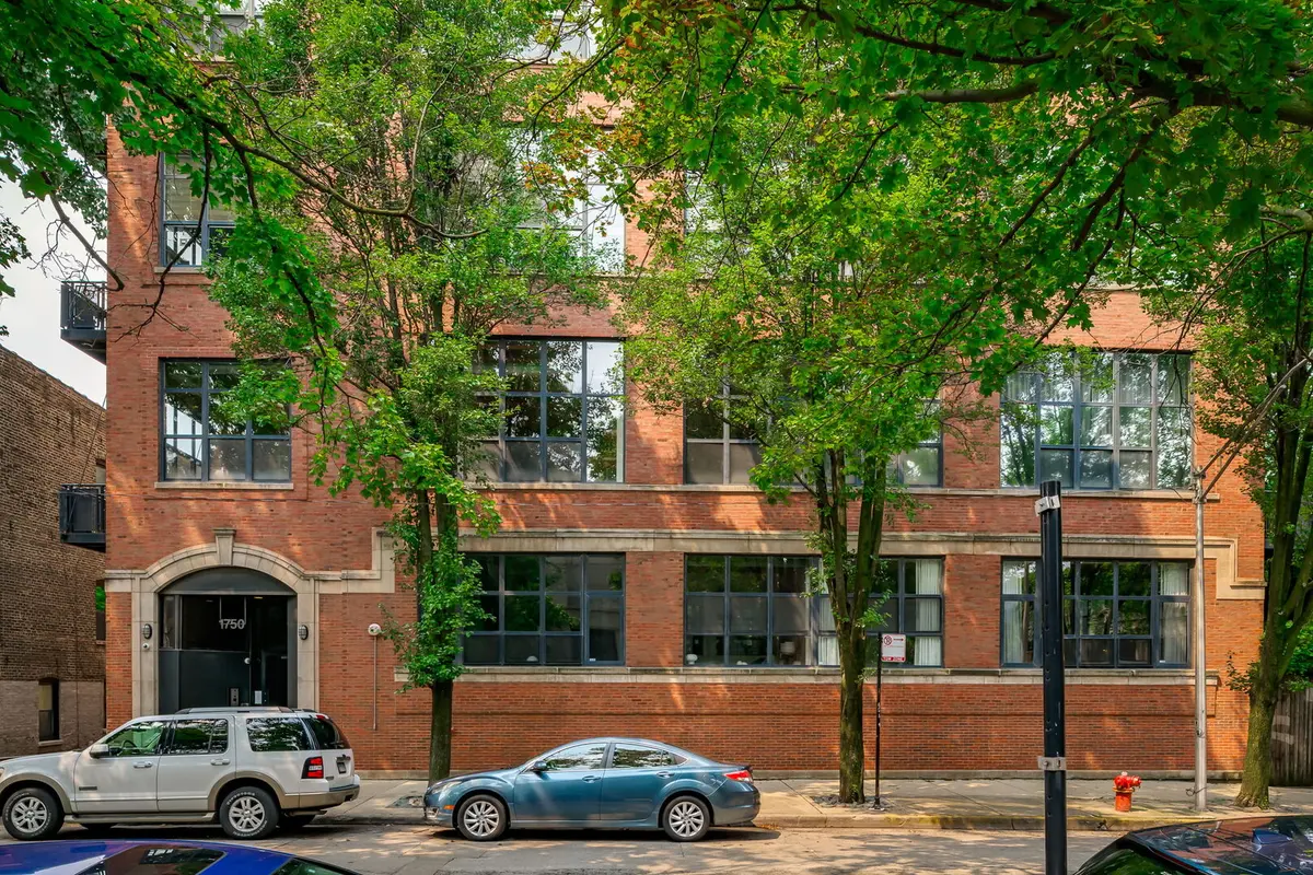 1750 N WOLCOTT AVE #102, Chicago, IL 60622