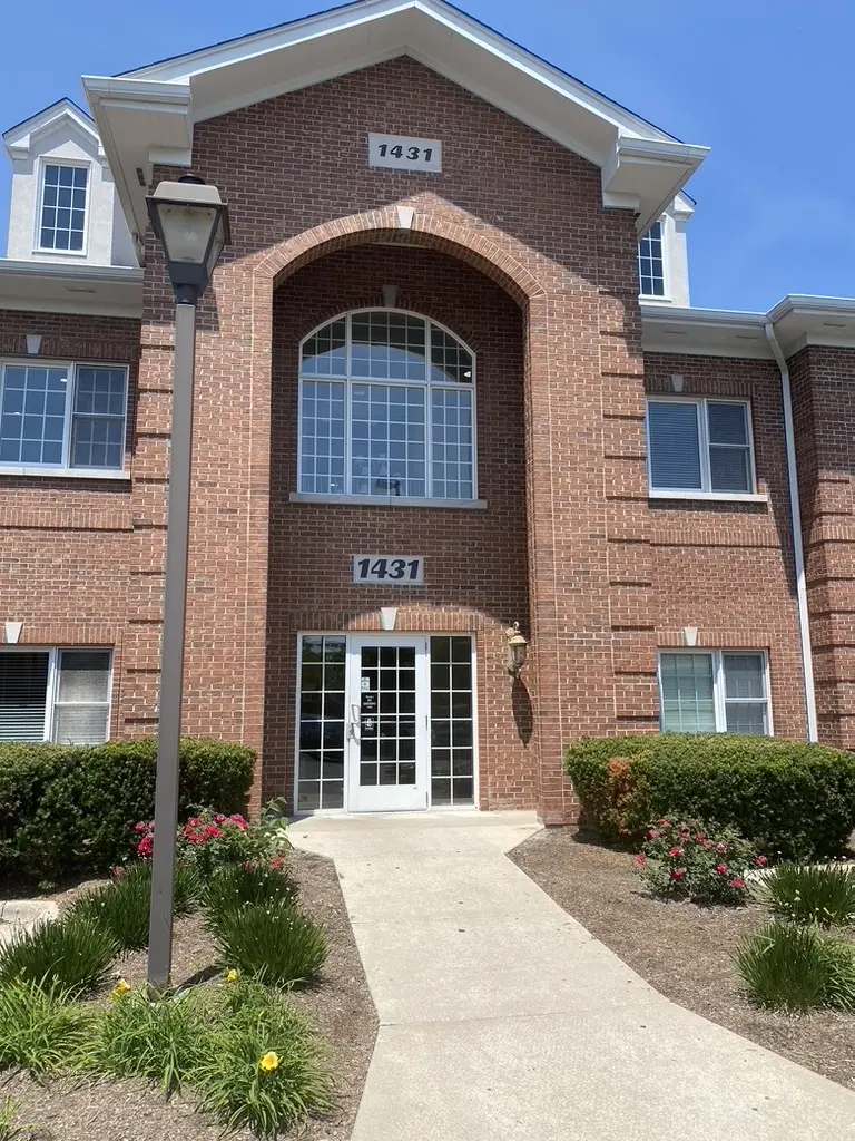 1431 Mchenry RD #213, Buffalo Grove, IL 60089