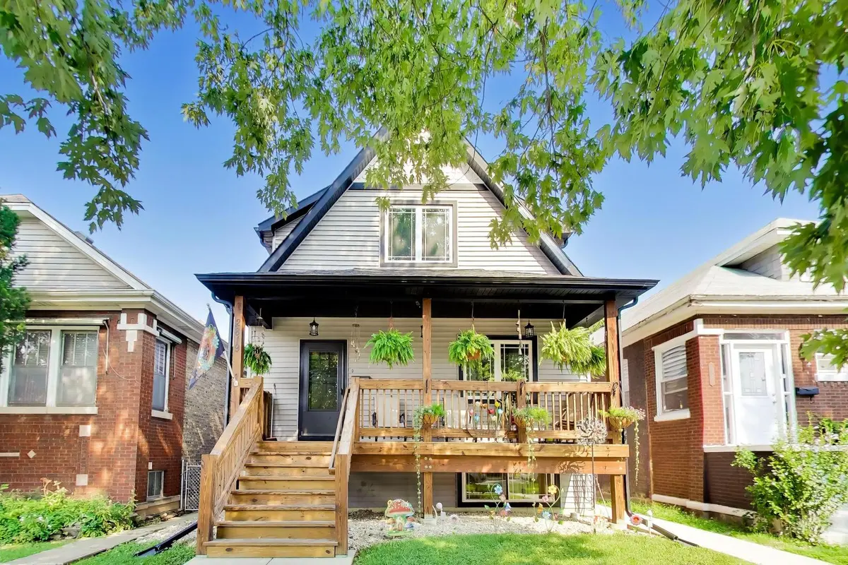 2819 Cuyler AVE, Berwyn, IL 60402