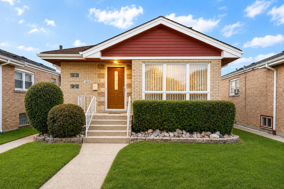 4614 W 87th ST, Chicago, IL 60652