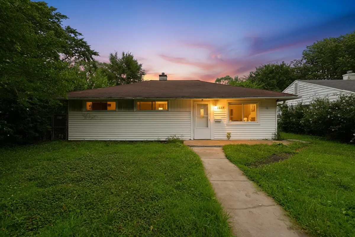 14647 Lincoln AVE, Dolton, IL 60419