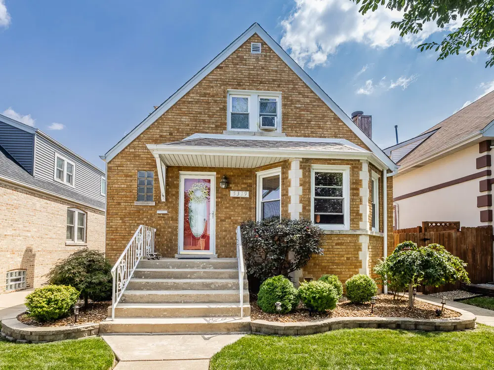 5319 S Nagle AVE, Chicago, IL 60638