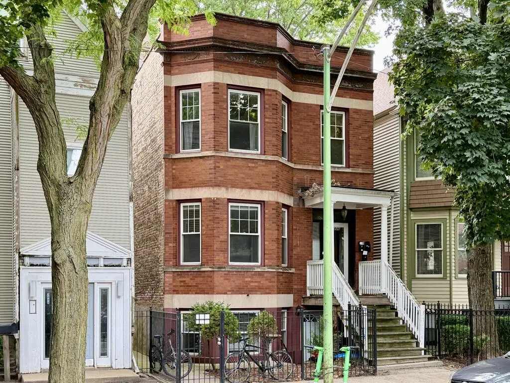 3446 N BELL AVE #1, Chicago, IL 60618