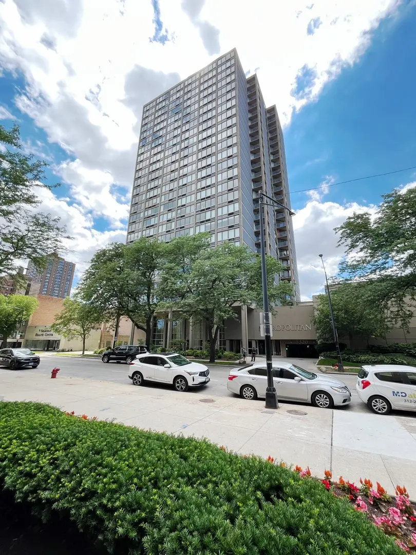 5320 N Sheridan RD #2110, Chicago, IL 60640
