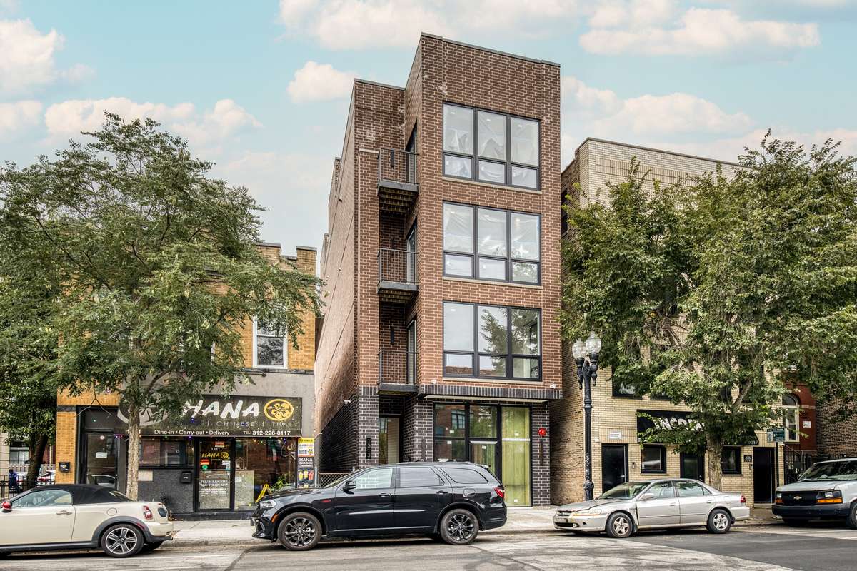 1313 W Taylor ST #2, Chicago, IL 60607