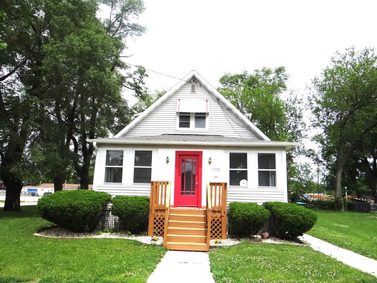 190 W Maple ST, Coal City, IL 60416
