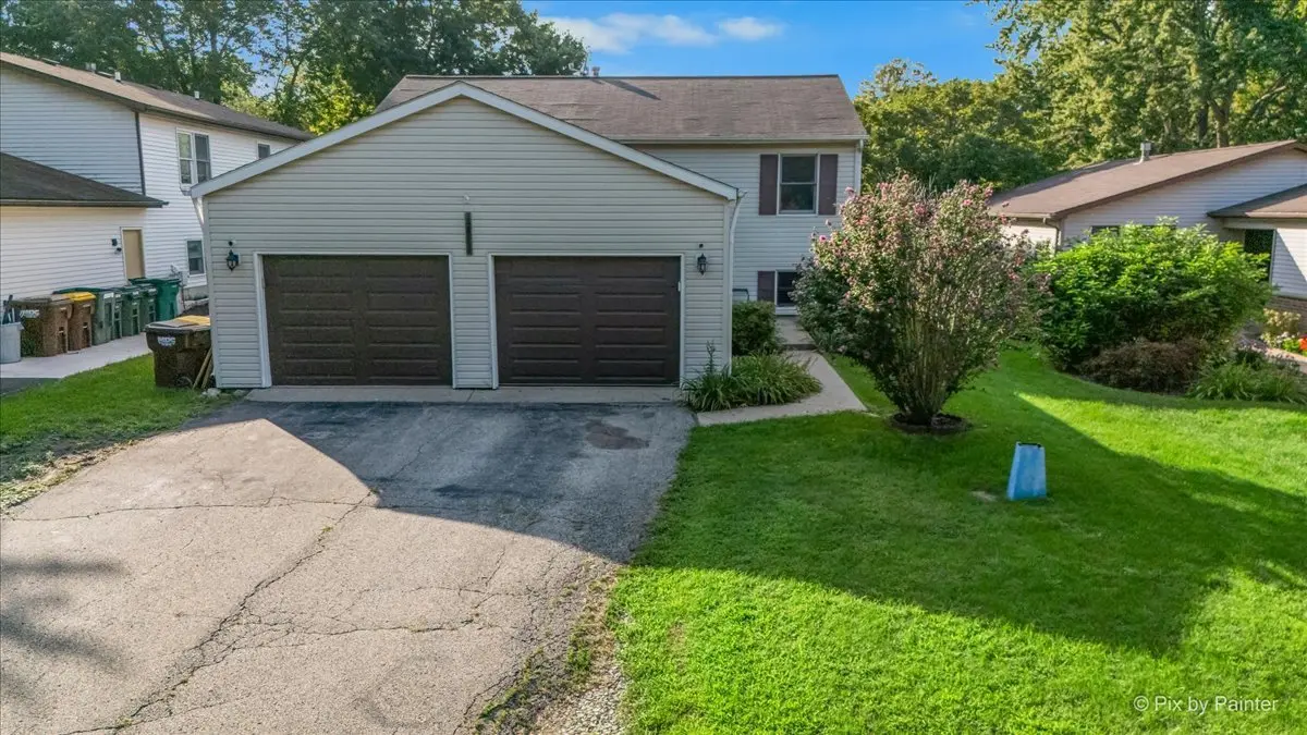 3815 Tulip ST, Crystal Lake, IL 60014