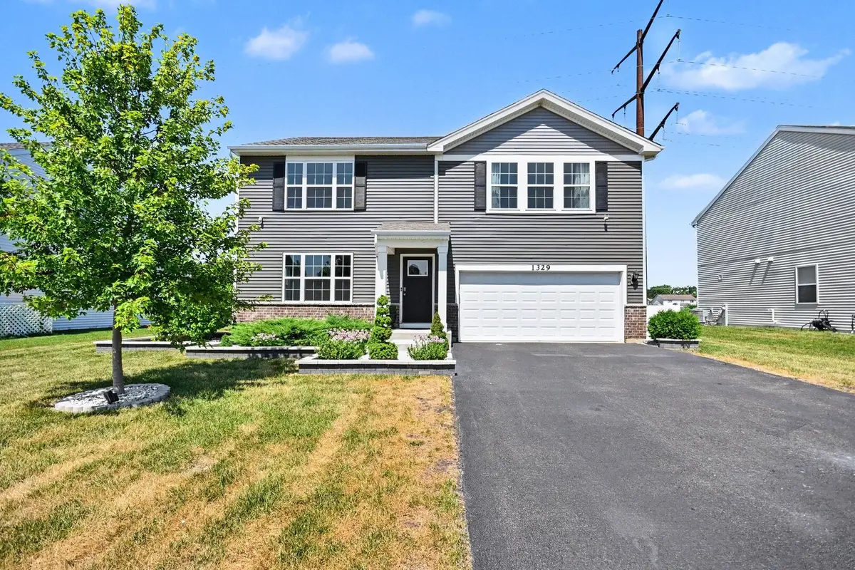 1329 Prairie Creek TRL, Joliet, IL 60431
