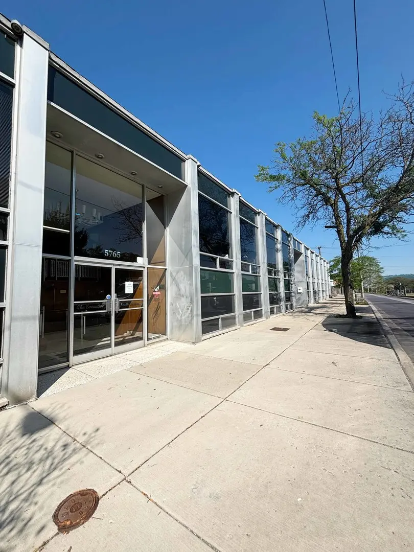 5765 N Lincoln AVE #16, Chicago, IL 60659