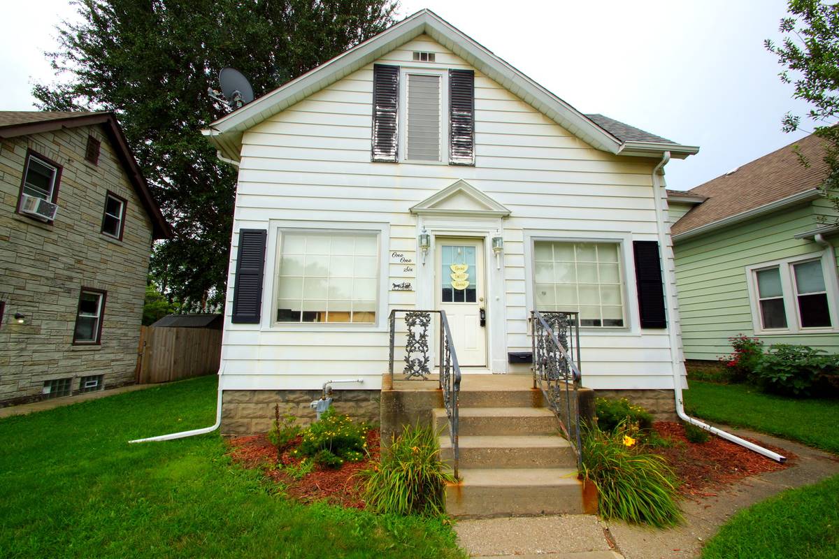 116 N THORNWOOD AVE, Davenport, IA 52802