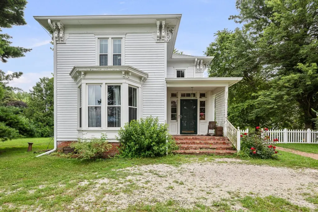 10274 E 1900th ST, Cambridge, IL 61238