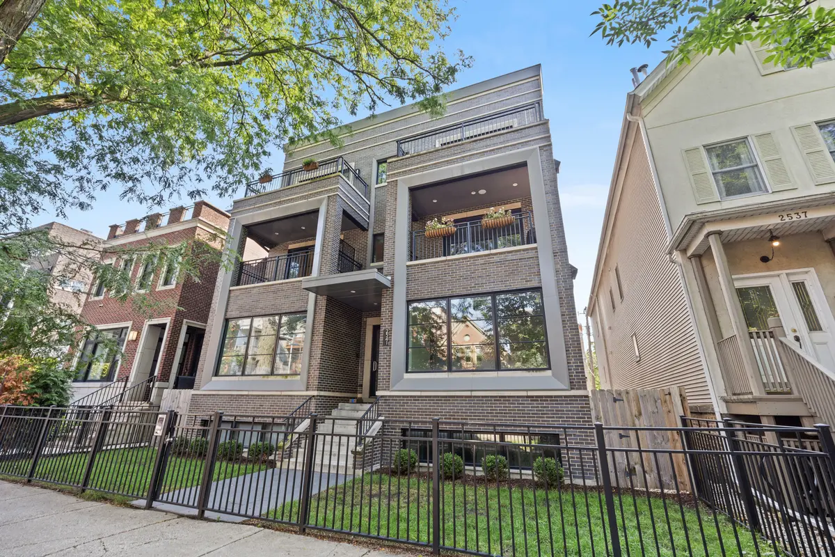 2541 N Wayne AVE #1S, Chicago, IL 60614