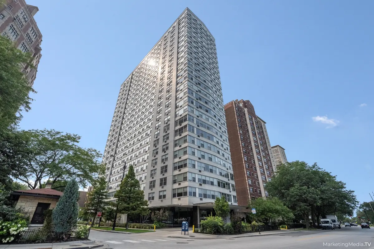 3900 N Lake Shore DR #9K, Chicago, IL 60613