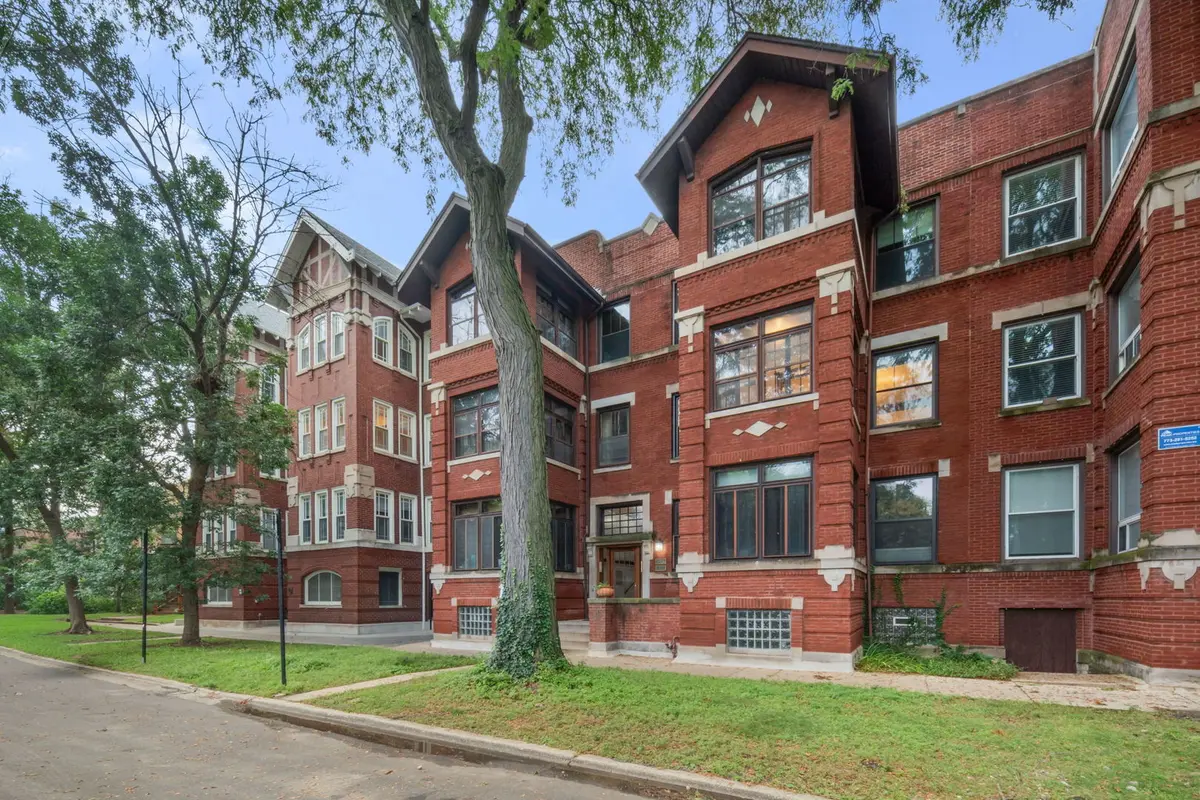 5433 S Greenwood AVE #2, Chicago, IL 60615