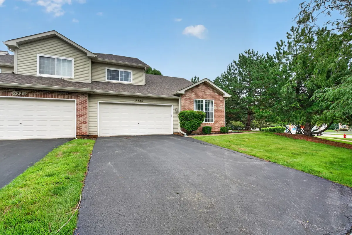 533 Mallard LN #A, Sugar Grove, IL 60554