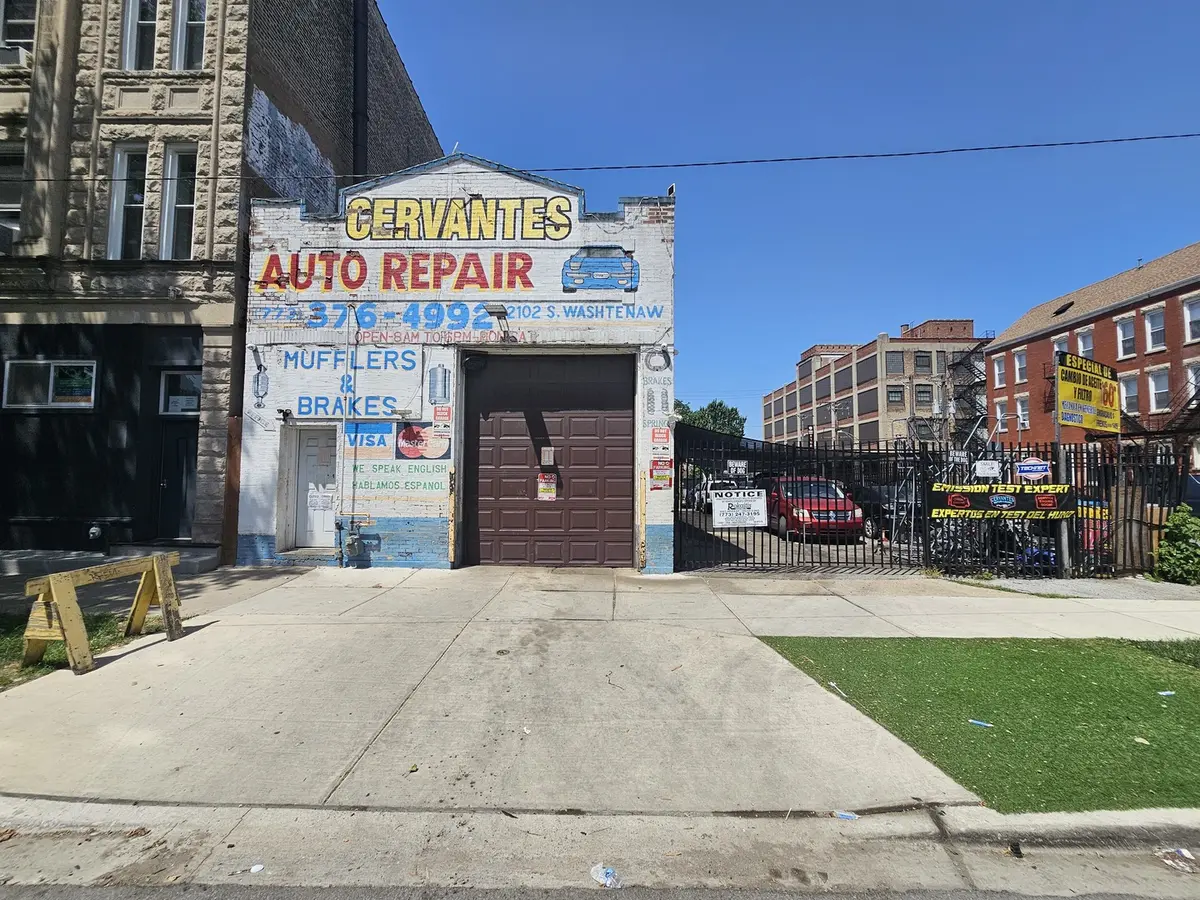 2100 S WASHTENAW AVE, Chicago, IL 60608
