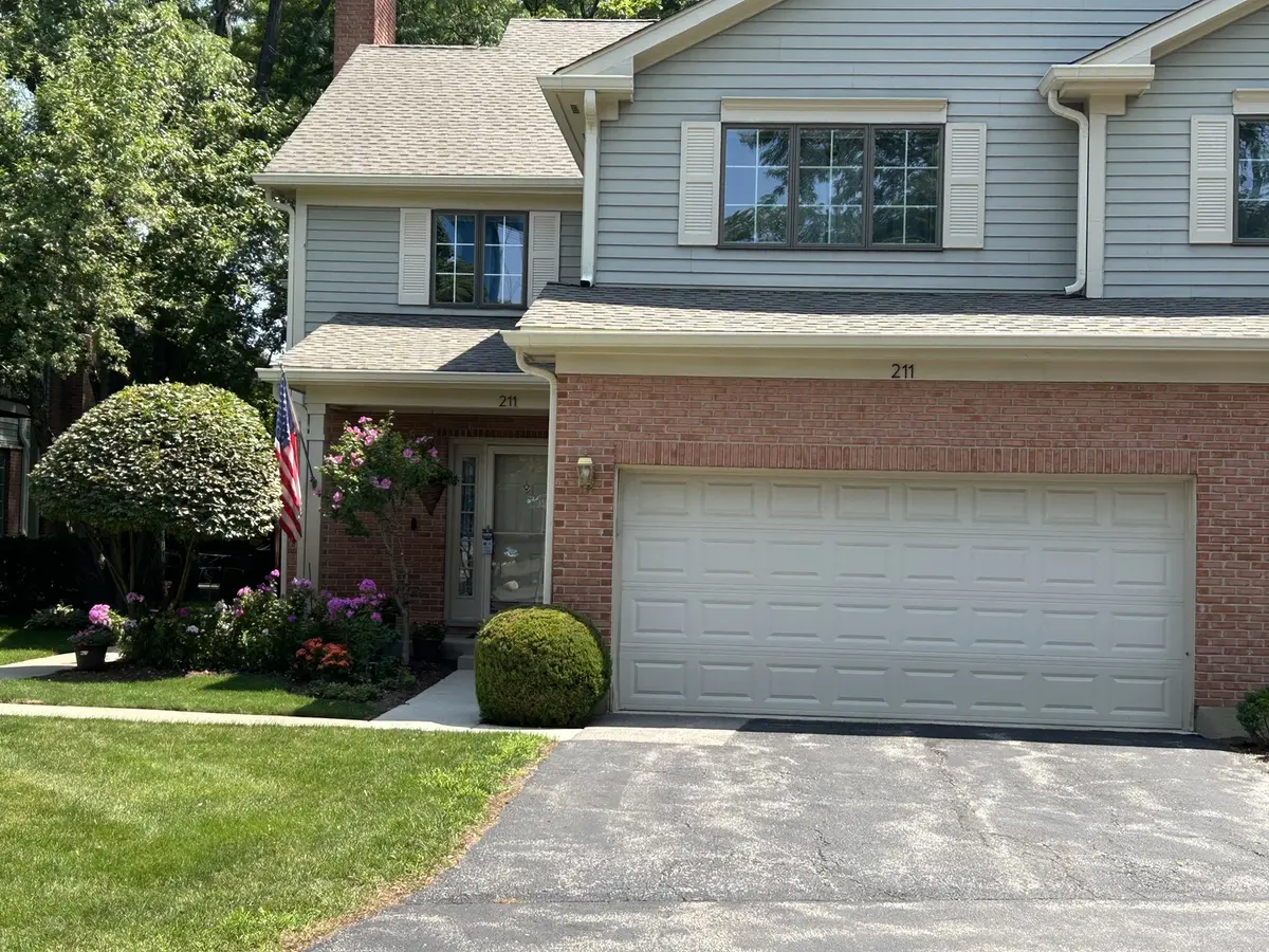 211 Village DR, Mount Prospect, IL 60056