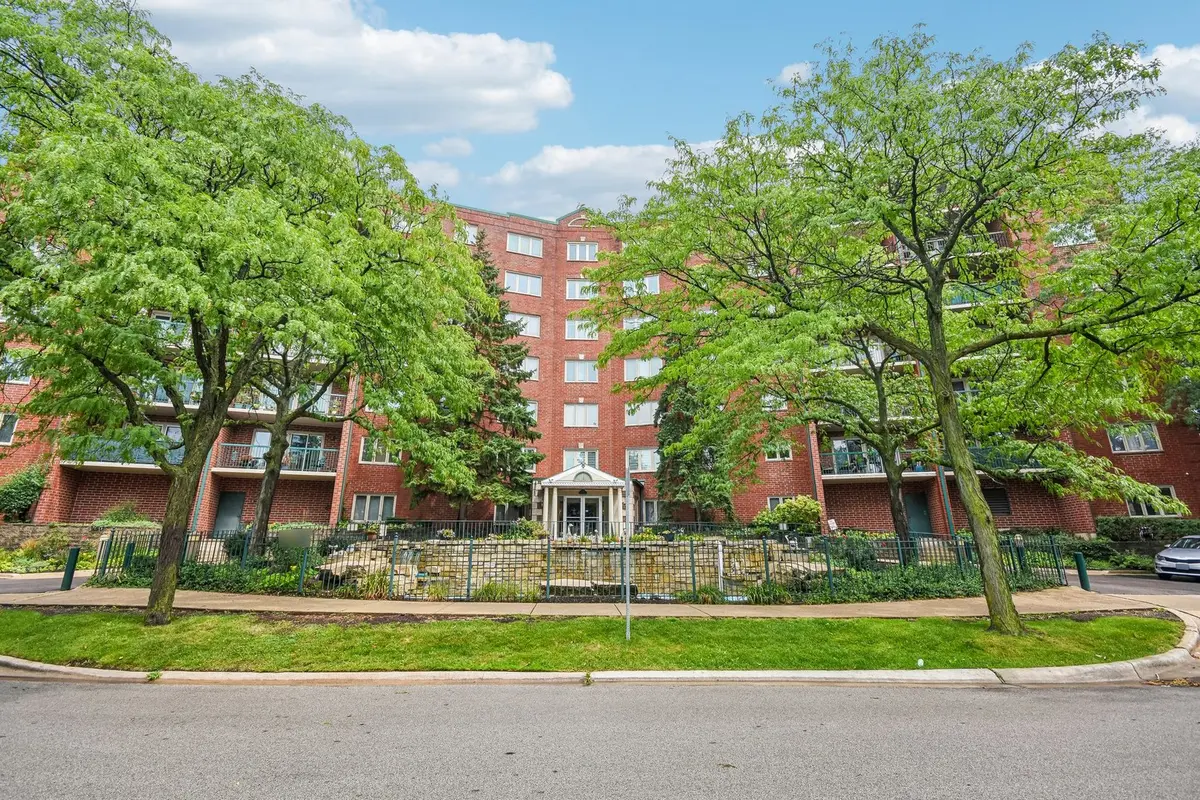 8580 W Foster AVE #206, Norridge, IL 60706
