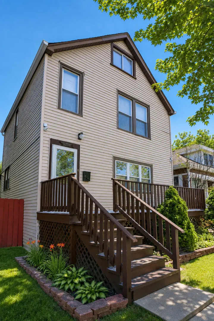 2711 N MARMORA AVE, Chicago, IL 60639