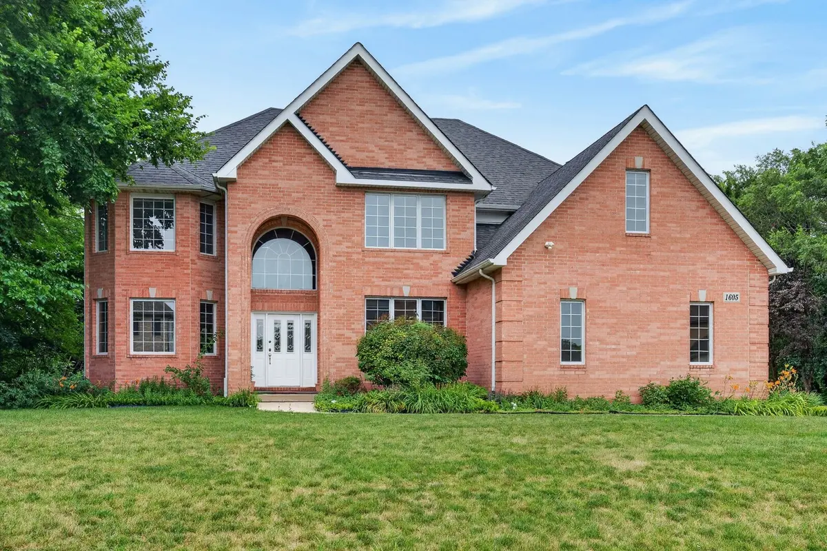 1605 Myrtle Park ST, Roselle, IL 60172