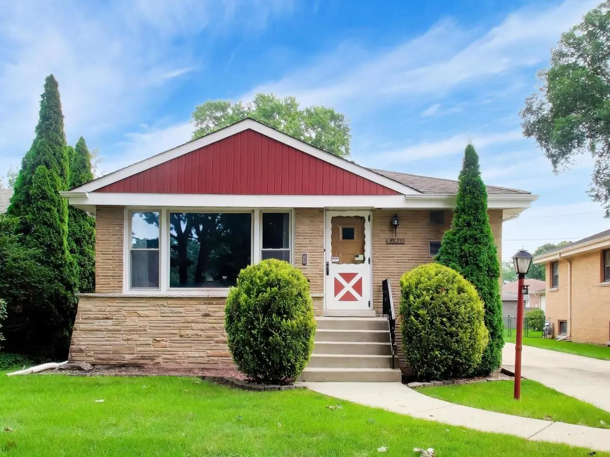 8923 Mason AVE, Morton Grove, IL 60053