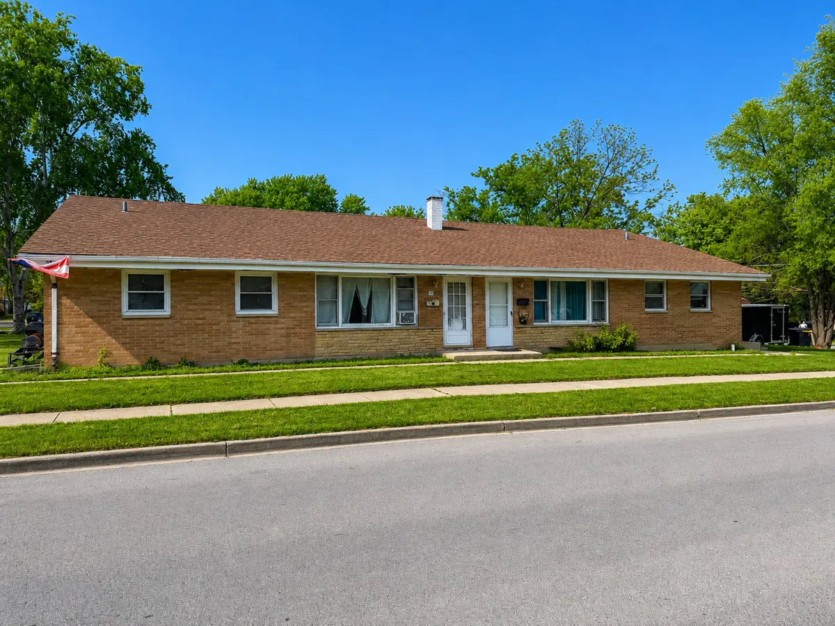 2623 Gilboa AVE, Zion, IL 60099