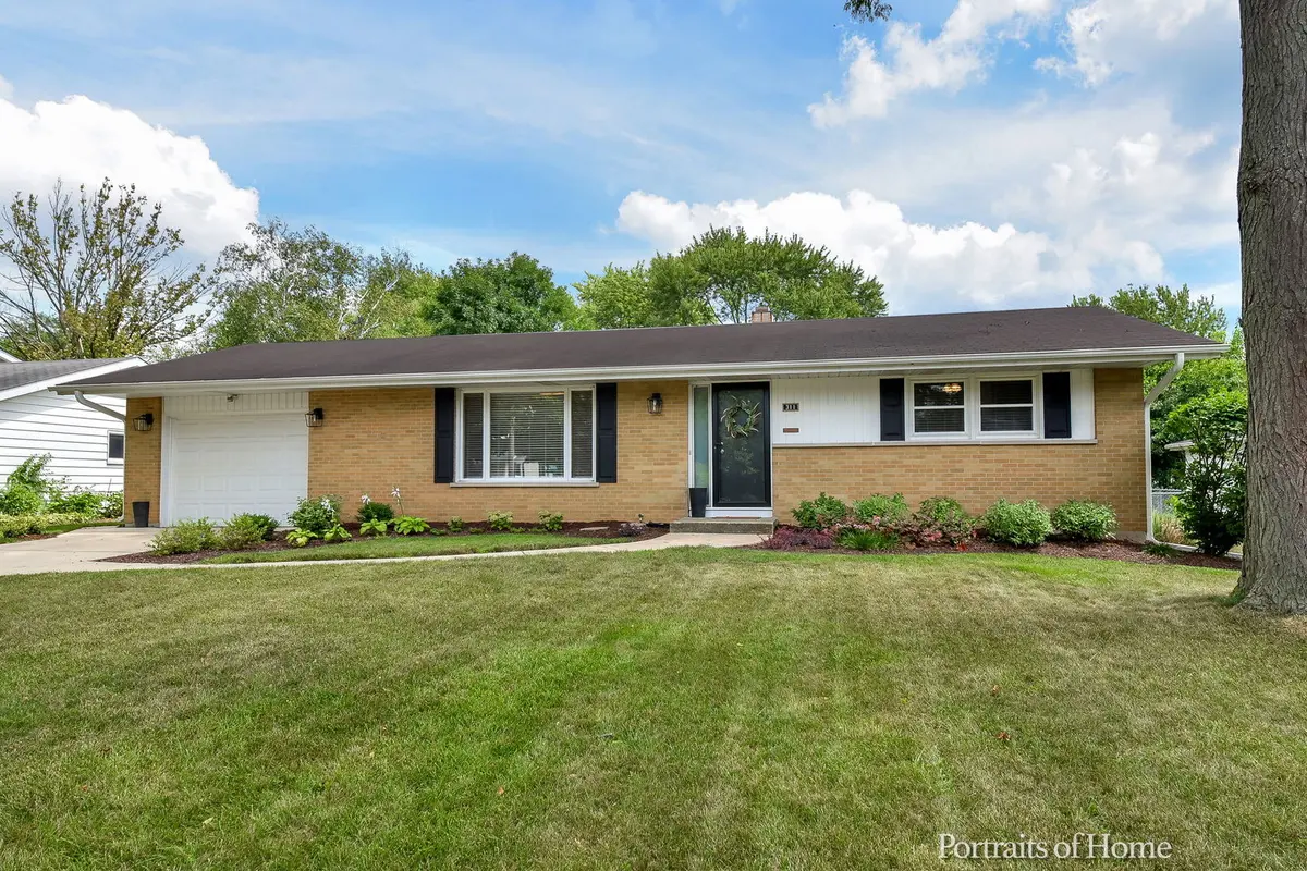 311 LONGVIEW DR, Geneva, IL 60134