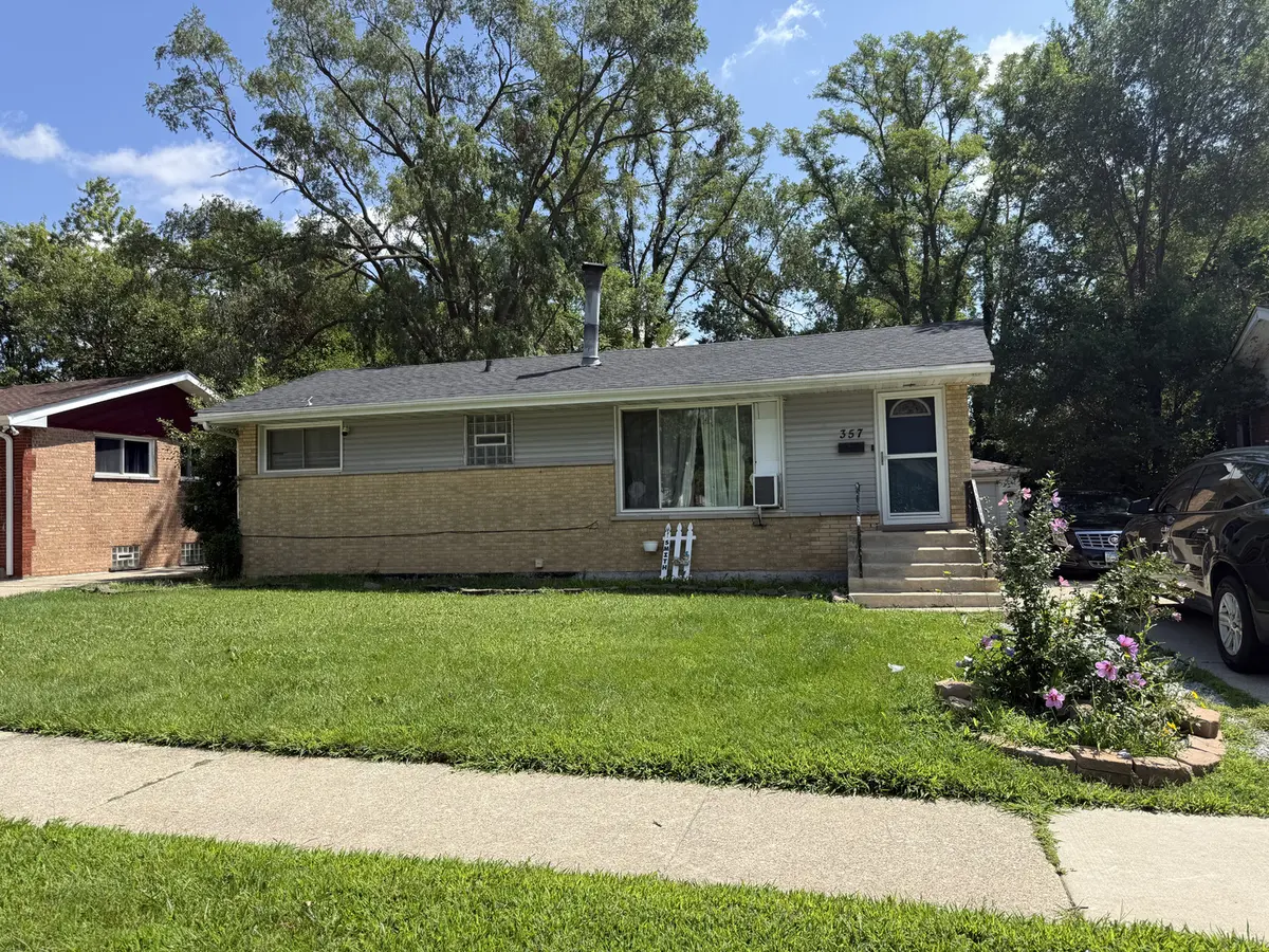 357 Serena DR, Chicago Heights, IL 60411