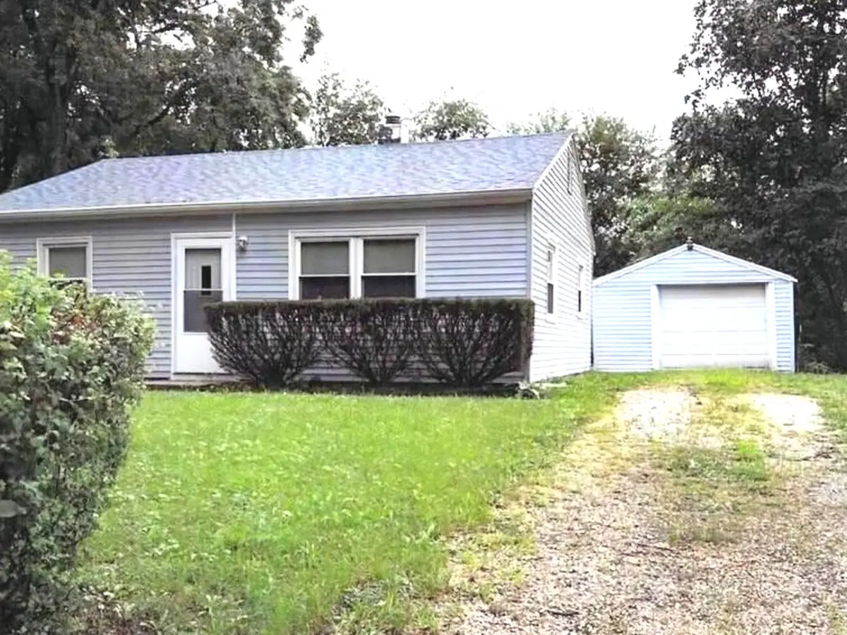 1148 EASTVIEW DR, Rantoul, IL 61866