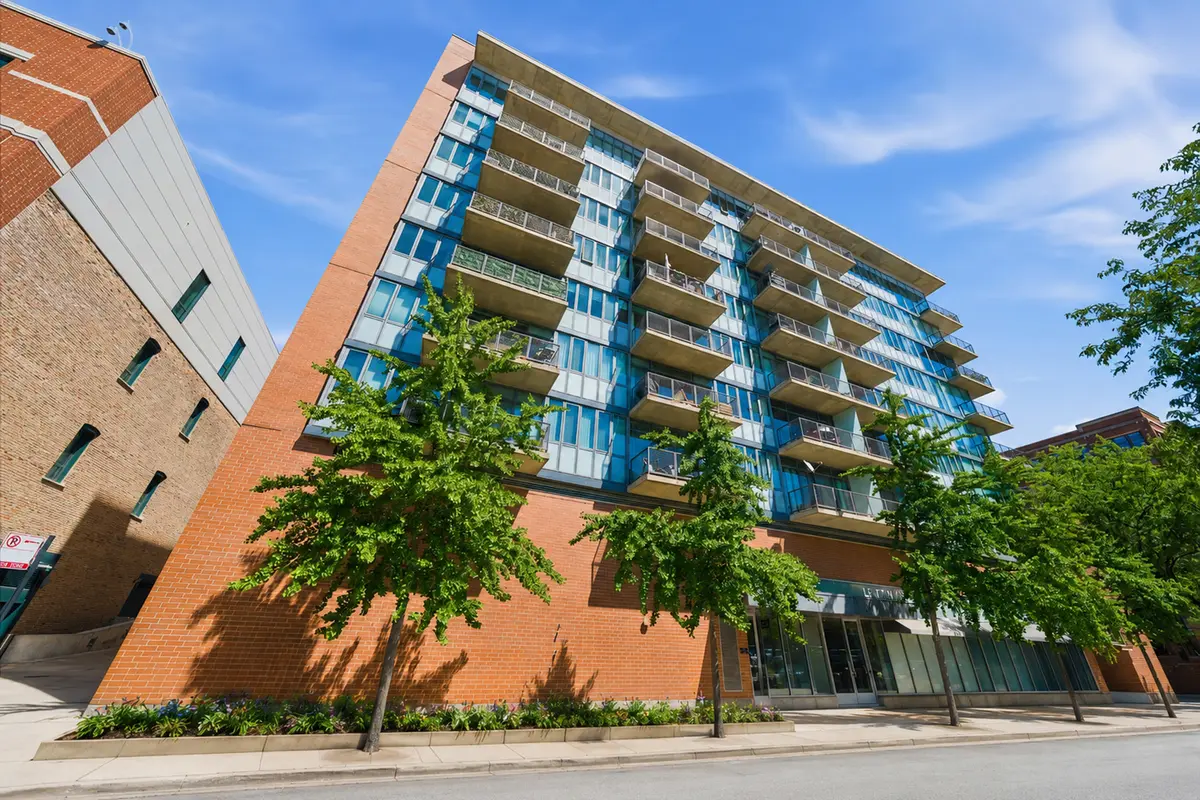 321 S Sangamon ST #908, Chicago, IL 60607