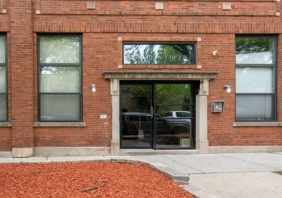 1111 W CORNELIA AVE #204, Chicago, IL 60657