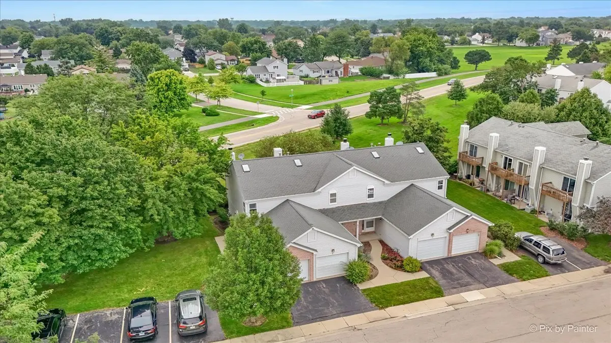473 Nicole DR #B, Bartlett, IL 60103