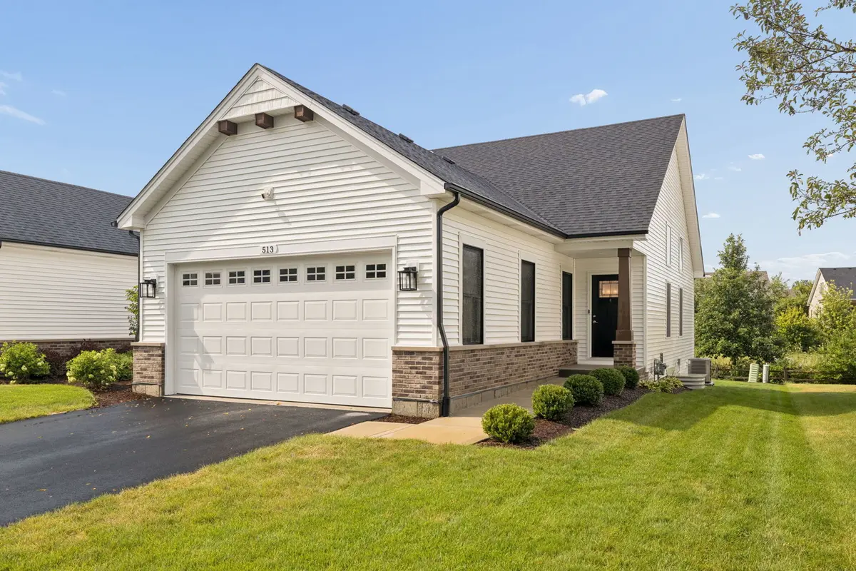 513 Sudbury CIR, Oswego, IL 60543